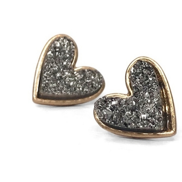 Valentine's Day gunmetal druzy heart stone stud earring - Picture 6 of 7